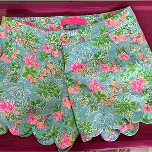 Lily Pulitzer Disney Park Collection tropical print shorts. Size 12. Like new